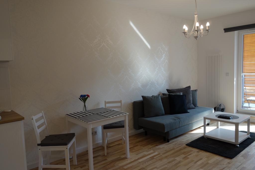 1 Bedroom Francuska Park Apartment Катовице Экстерьер фото